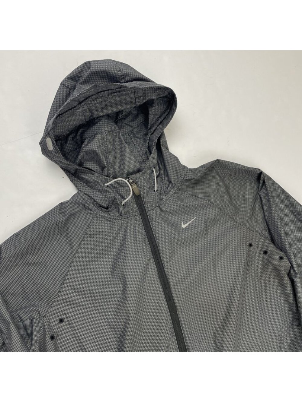 Nike Running Vapor Jacket Women’s S Hooded Lightweight Vented Reflective Grid